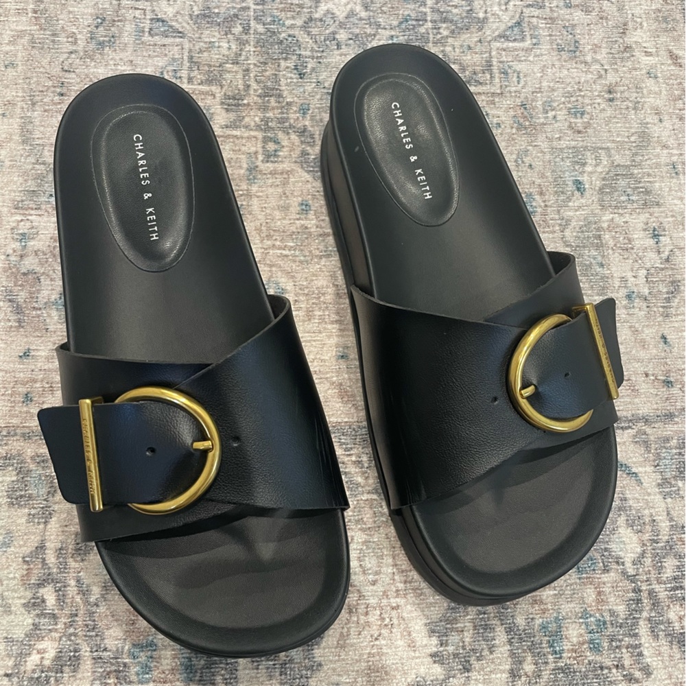 Black, chunky, buckle sandals